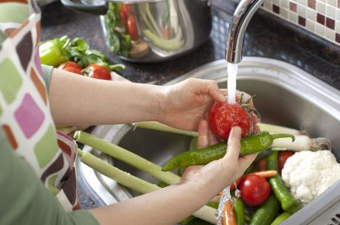 清洗蔬菜.png