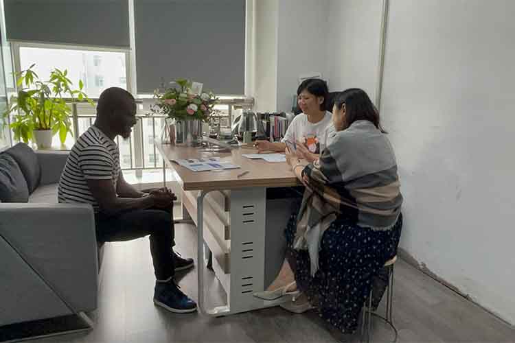 利比亞驗工廠.jpg